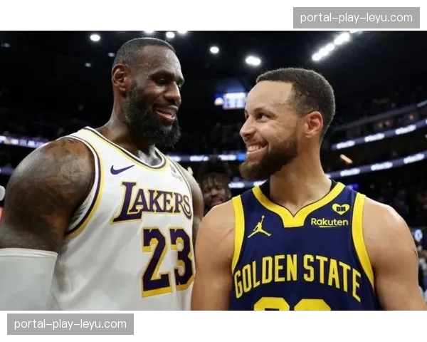 湖人勇士附加赛遭遇,詹姆斯库里生涯第N次关键对决前瞻 湖人勇士附加赛遭遇,詹姆斯库里生涯第N次关键对决前瞻